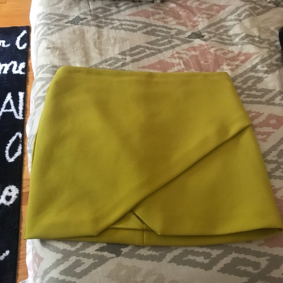 Dresses & Skirts - Asymmetrical lime mini skirt